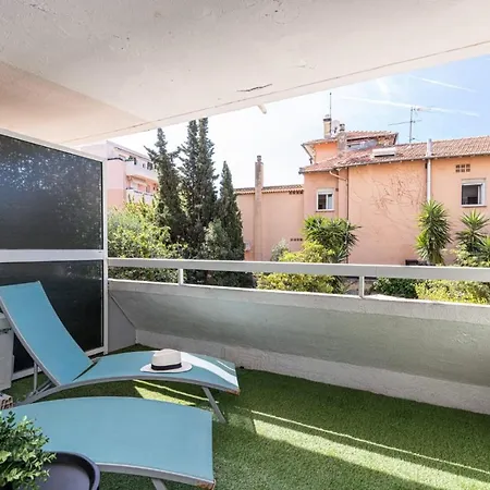 Pretty Studio Swimming Pool And Sea Cagnes-sur-Mer Esterno foto
